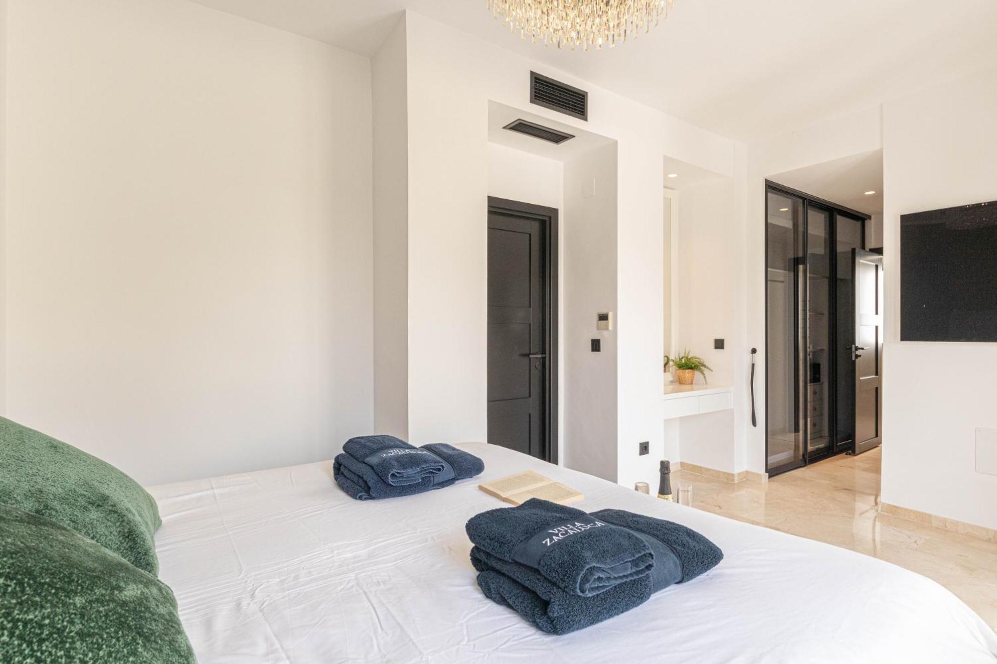 Villa New Zacaluca Pool Sauna & Gym - Happy Rentals Марбелья Екстер'єр фото